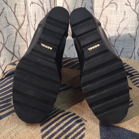 Sorel water proof wedge boots - Picture 5 of 7